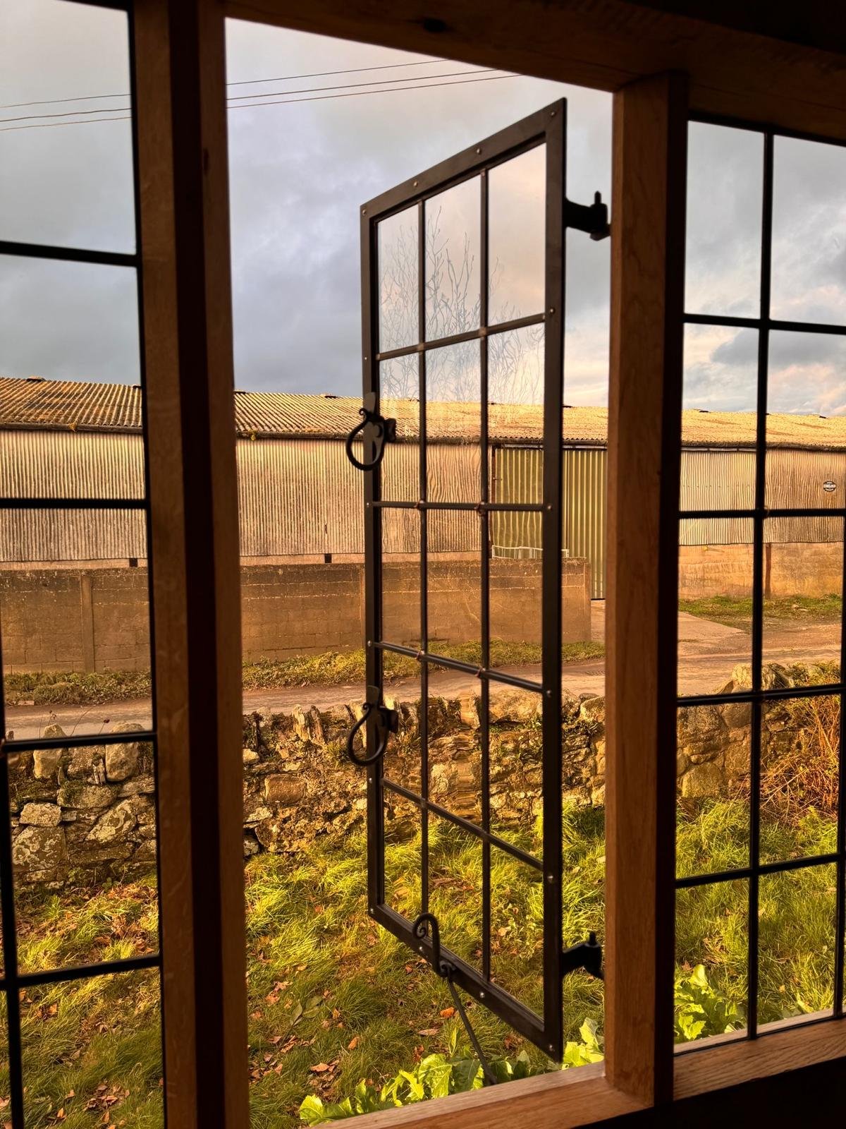Iron lattice glass window